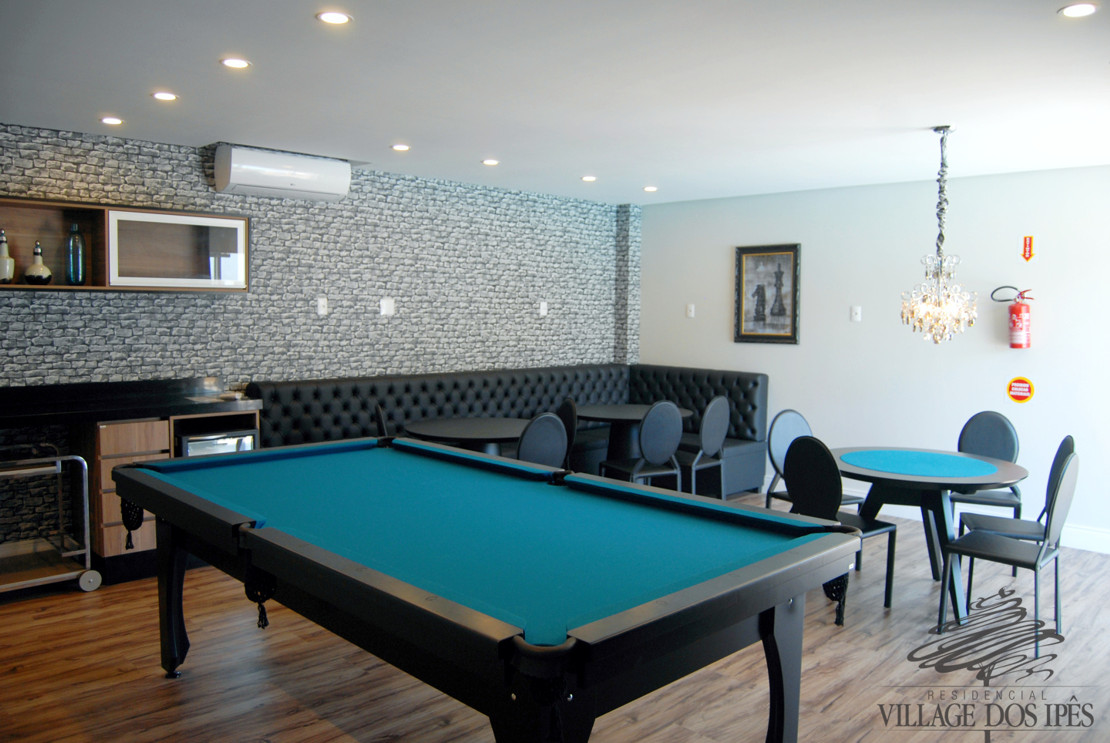 Sala de Jogos Academia em Condomínio Residencial Village dos Ipês em Balneário Camboriú - SC