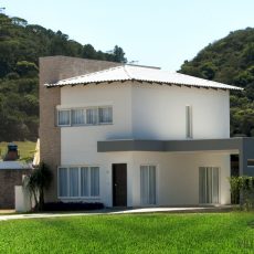 Casa em condomínio fechado pronta para venda em Balneário Camboriú Modelo D12e15B